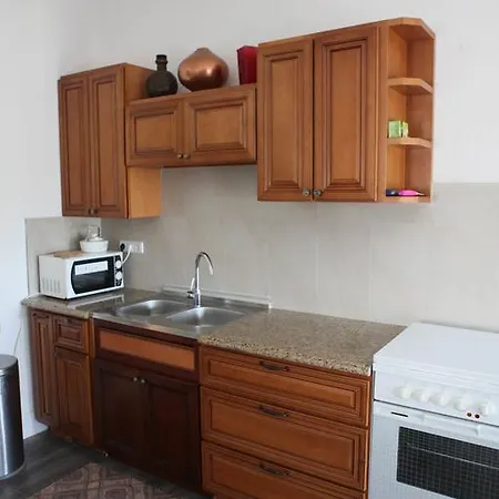 Casa Del Mar Apartment Vir